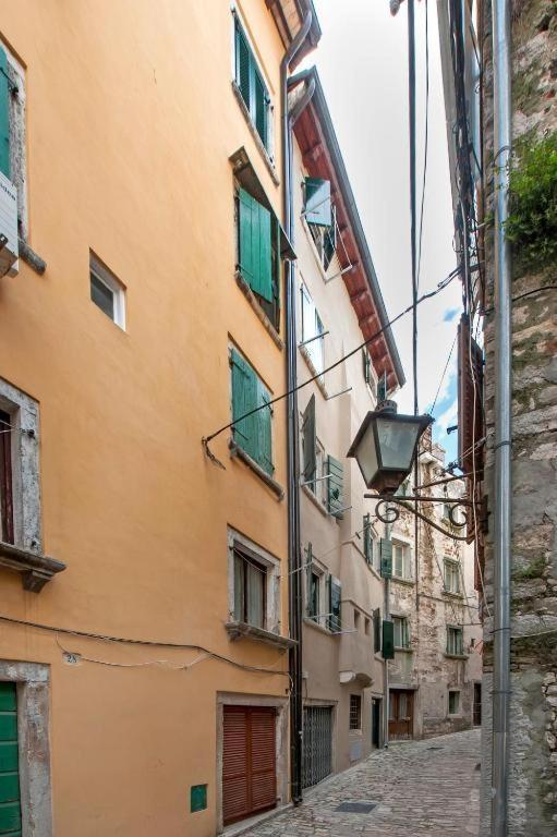 Antique Oscar Iii Apartment Rovinj
