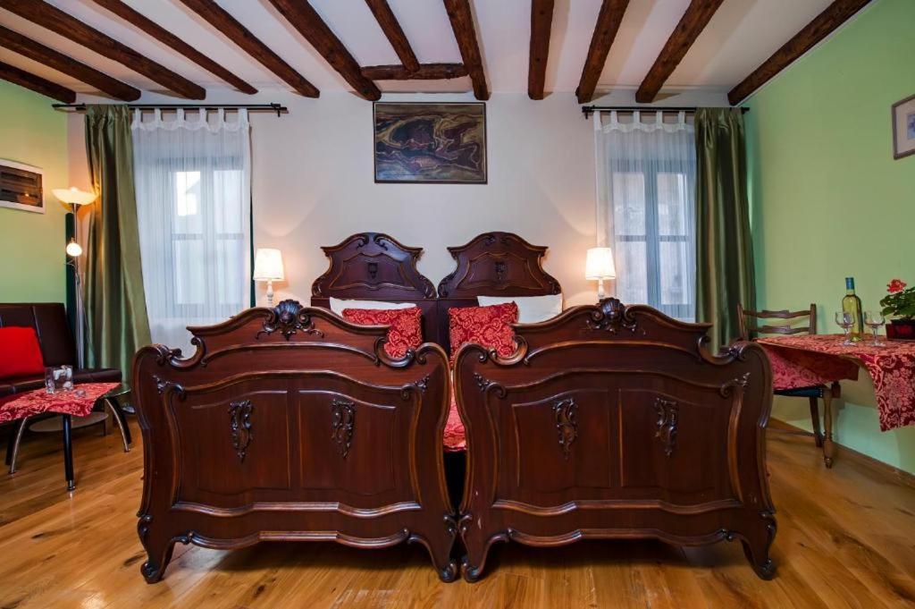 Antique Oscar Iii Apartment Rovinj